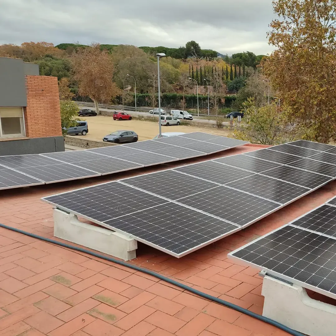 Instal·lació fotovoltaica de 9,45 kW - Alella (Barcelona)