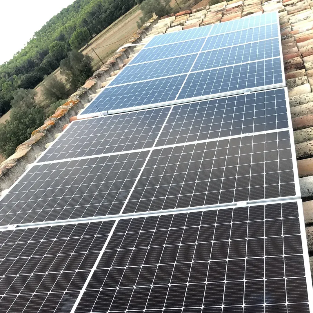Instal·lació fotovoltaica de 7,2 kW - Parets d'Empordà (Girona)