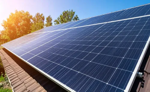 Sistemas de energía solar: ¿Cuánto cuesta instalar uno en casa en 2025?